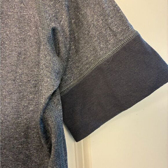 MARMOT Short Sleeve Knit Top Gray Women’s Size Small - Picture 3 of 5